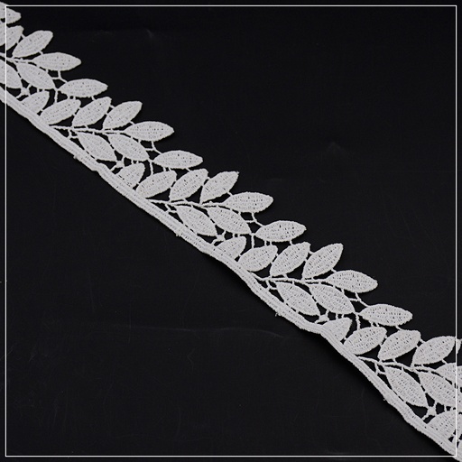 One Side Border Shuttle Lace