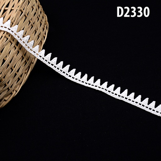 One Side Border Shuttle Lace