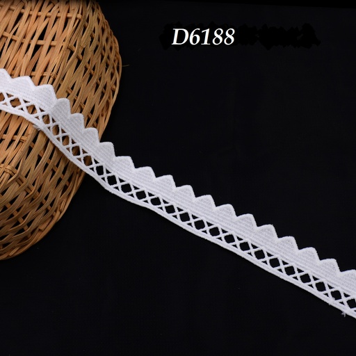 One Side Border Shuttle Lace