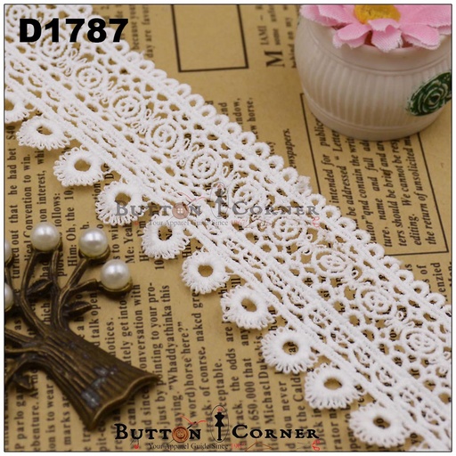 One Side Border Shuttle Lace