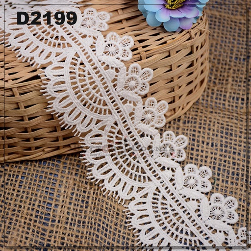 Shuttle One Side Border Lace