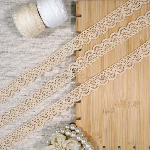 [CRL253 BEIGE] One Side Border Crochet Lace