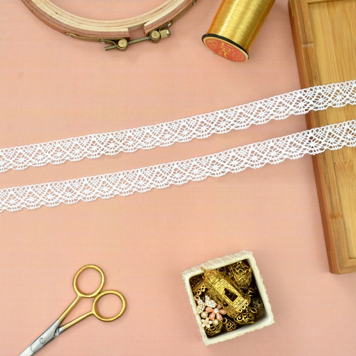 [CRL355 WHITE] One Side Border Crochet Lace