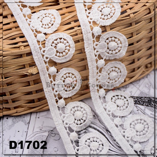 Shuttle One Side Border Lace