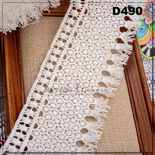 Shuttle One Side Border Lace