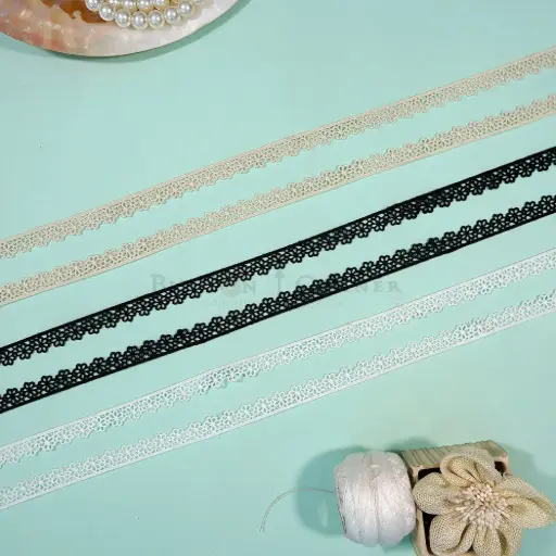 Blooming Blossom Edge Side Border Shuttle Lace