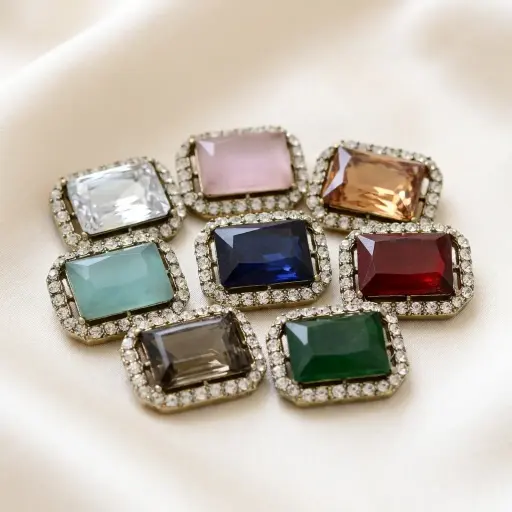 Gold Base Fancy Kundan Button