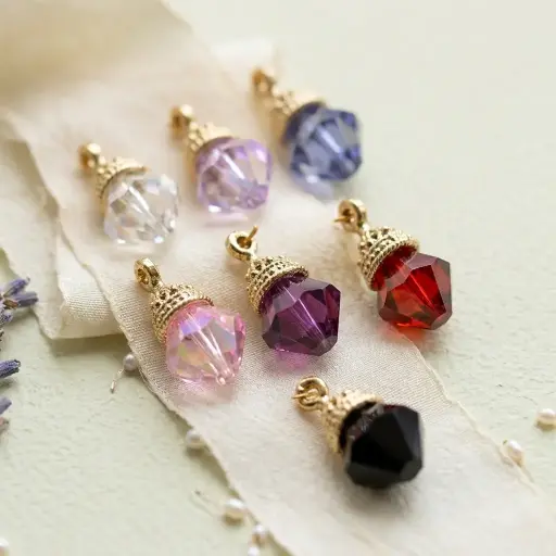 Hexagonal Pyramid Shape Fancy Kundan Hanging Button