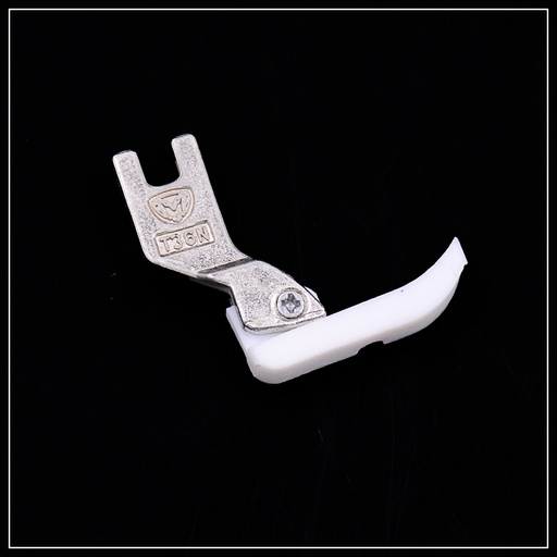 [T36LN] Narrow Zipper Foot With Plastic Bottom (Left)
