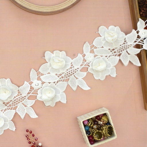 [MYB180 WHITE] Flower Shuttle Lace