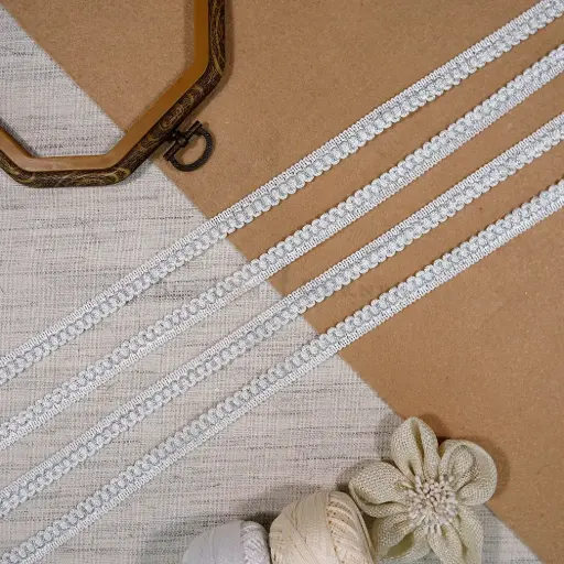 [CRL65 WHITE SILVER] Fancy Metallic Yarn Crochet Lace