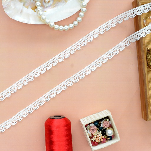 [D8194 WHITE] One Side Border Shuttle Lace