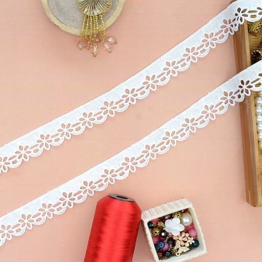 [D15075 WHITE] One Side Border Shuttle Lace
