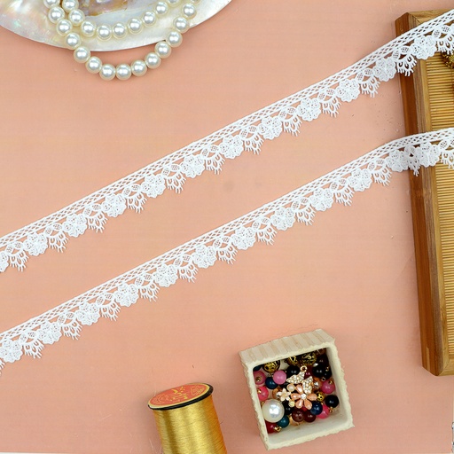 [A6766 WHITE] One Side Border Shuttle Lace