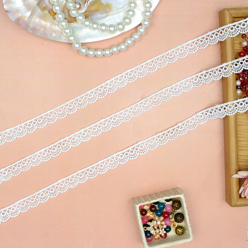 [ALN432 WHITE] One Side Border Shuttle Lace