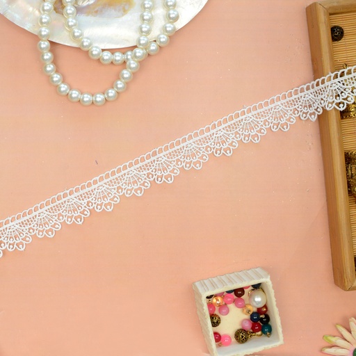[D15518 WHITE] One Side Border Shuttle Lace