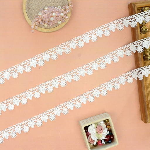 [A6768 WHITE] One Side Border Shuttle Lace