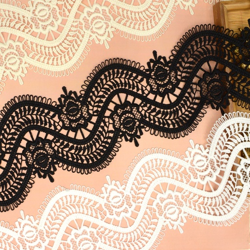 Applique Shuttle Lace