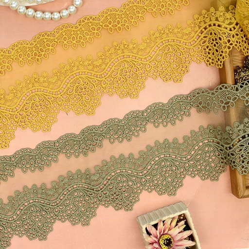 Shuttle Net Lace In Color