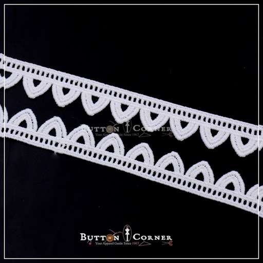 One Side Border Shuttle Lace