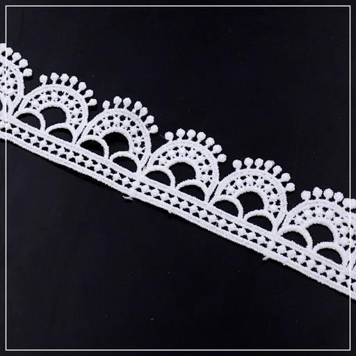 One Side Border Shuttle Lace