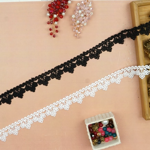 One Side Border Shuttle Lace