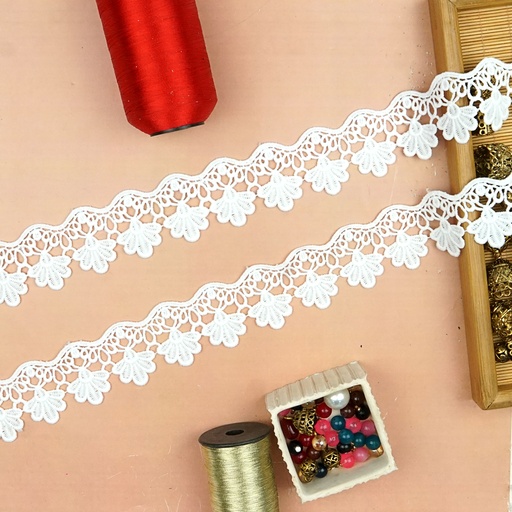 [A10044 WHITE] One Side Border Shuttle Lace