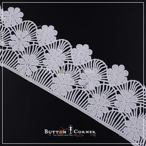 One Side Border Shuttle Lace