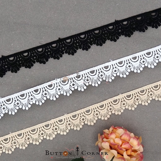 One Side Border Shuttle Lace