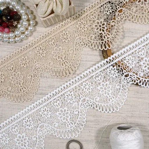 One Side Border Shuttle Lace