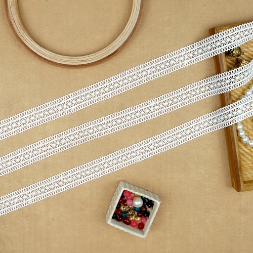 [A6759 WHITE] Double Side Border Shuttle Lace