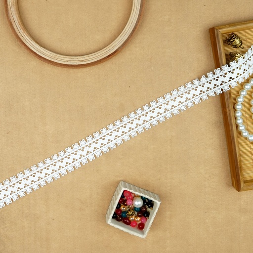 [A6375 WHITE] Double Side Border Shuttle Lace
