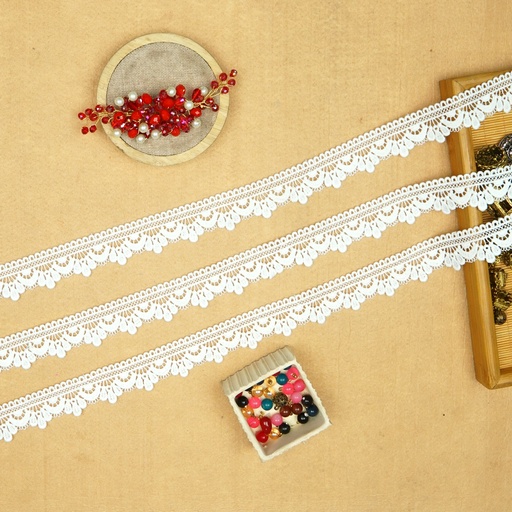 [910020 WHITE] One Side Border Shuttle Lace