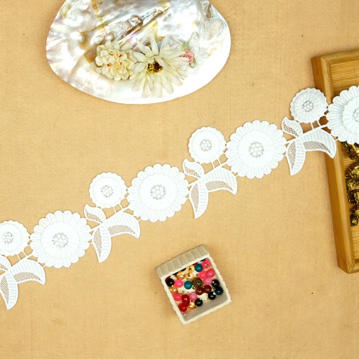 [12631-8 WHITE] Sunflower Patch Shuttle Lace