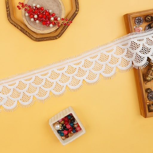 [D17930 WHITE] One Side Border Shuttle Lace
