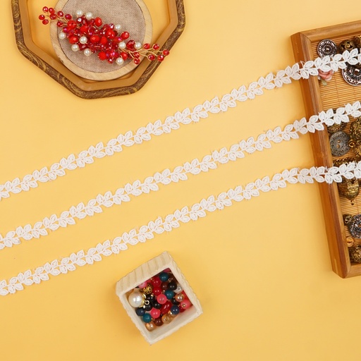 [D17910 WHITE] Leaf's Shape Shuttle Lace