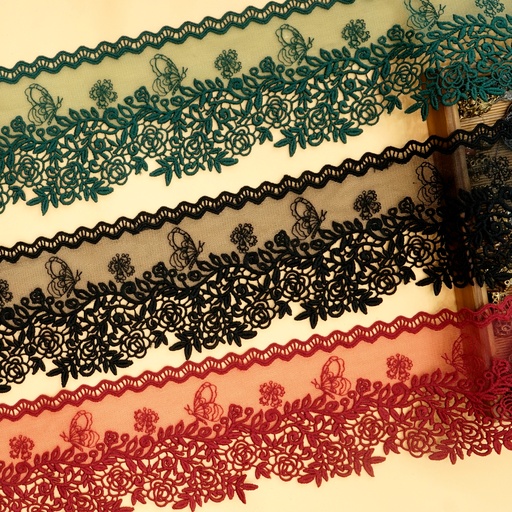 Shuttle Net Lace In Color