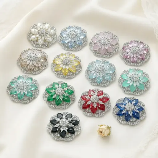 Silver Base Fancy Kundan Button