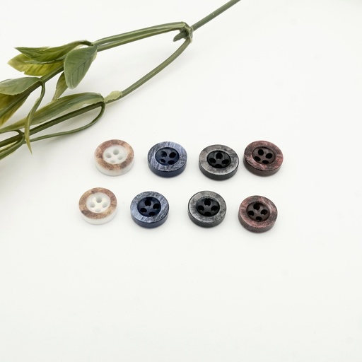 Texture Border 4 Hole Shirt Button