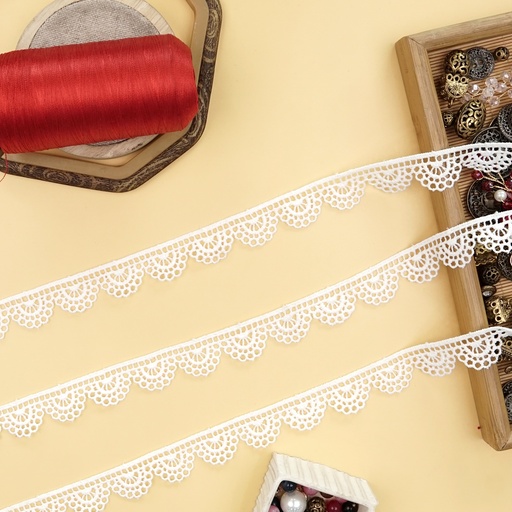 [MYB876 WHITE] One Side Border Shuttle Lace