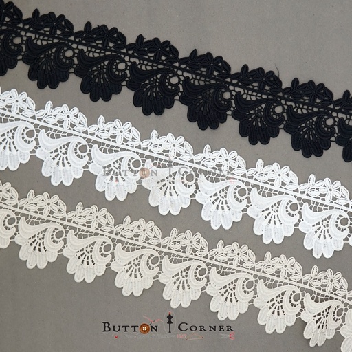 One Side Border Shuttle Lace