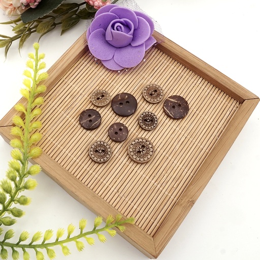 Sunflower Design 2 Hole Coconut Button
