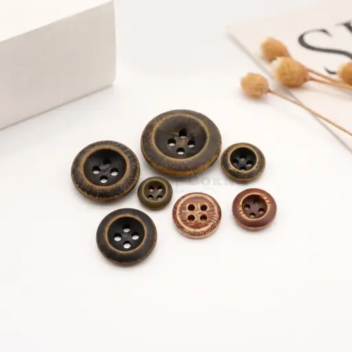 Deep 4-Hole Flat Border Wooden Button