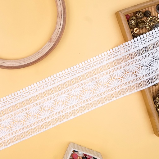 [85714-8 WHITE] One Side Border Shuttle Lace