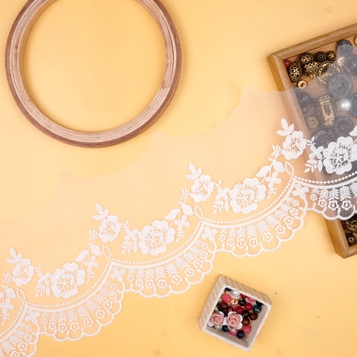 One Side Border Organza Lace