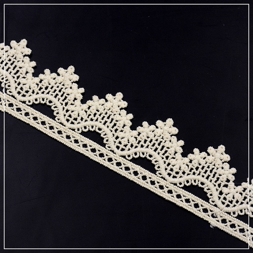 One Side Border Shuttle Lace
