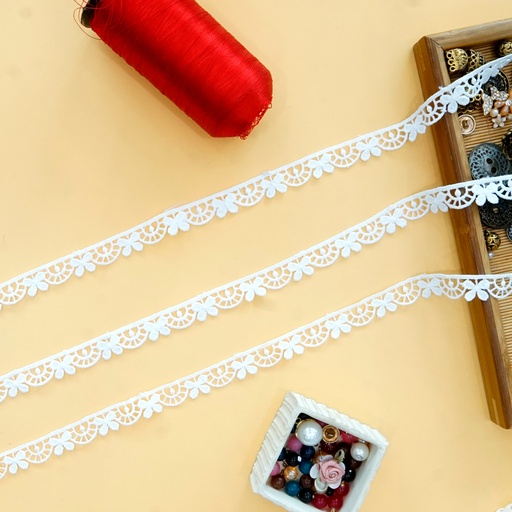 [ALN447 WHITE] One Side Border Shuttle Lace