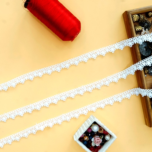 [ALN450 WHITE] One Side Border Shuttle Lace