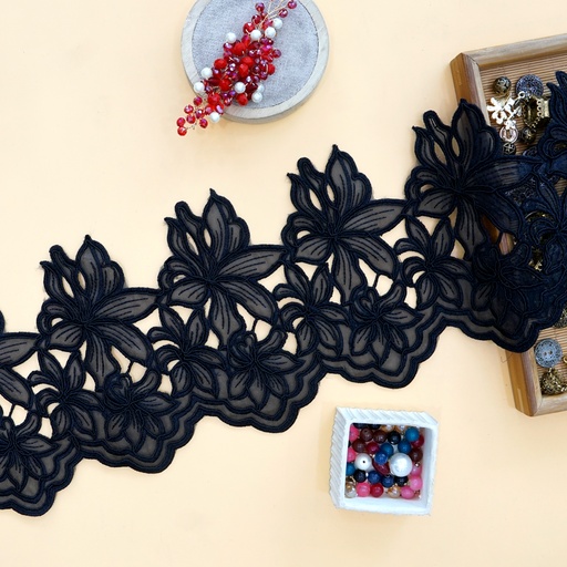 One Side Border Organa Lace