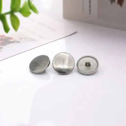 Glossy Finish Round Suiting Button